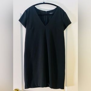 Aritzia Babaton Jameson dress